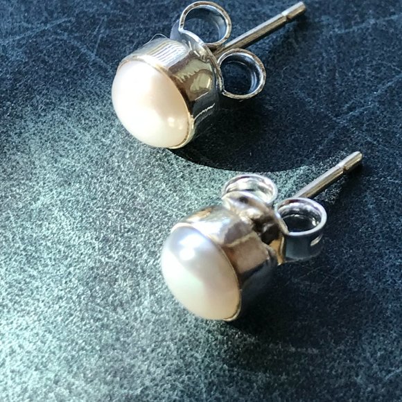 Genuine Pearl Studs - Picture 3 of 3